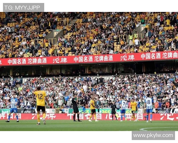 一年两度访华的世界级足球巨星再度引发球迷热情与体育交流热潮