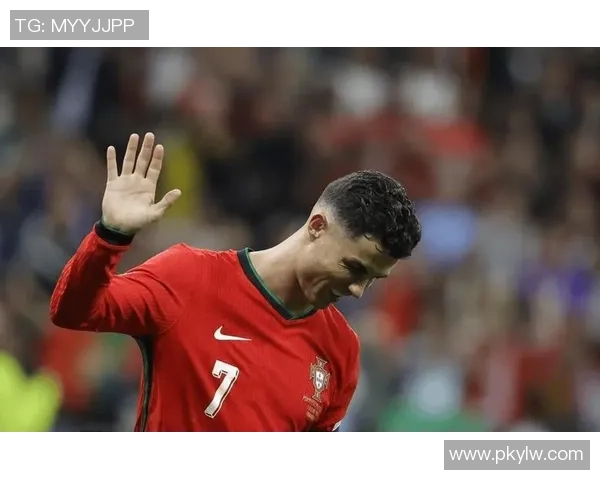 足球四大球星精彩瞬间大集锦全景展示与精彩对比分析